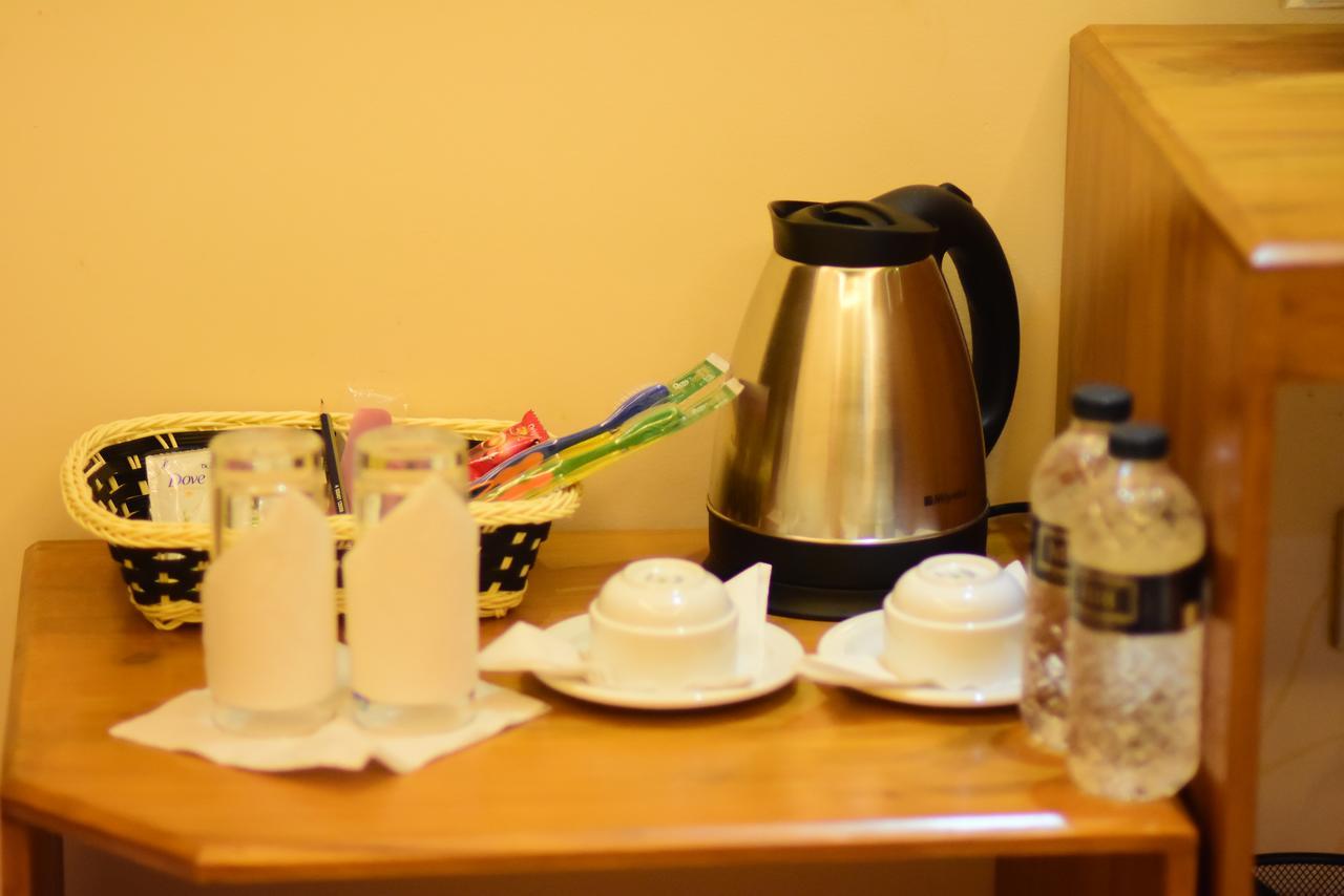 Bottomhill Palace Hotel ซิลเฮติ ภายนอก รูปภาพ