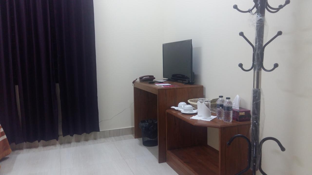 Bottomhill Palace Hotel ซิลเฮติ ภายนอก รูปภาพ